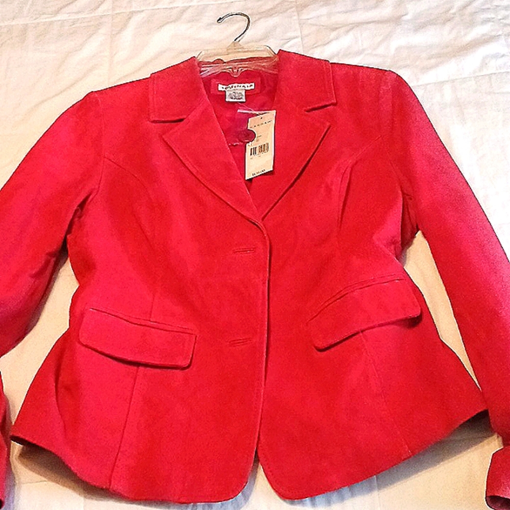 Hannah size L coral suede blazer